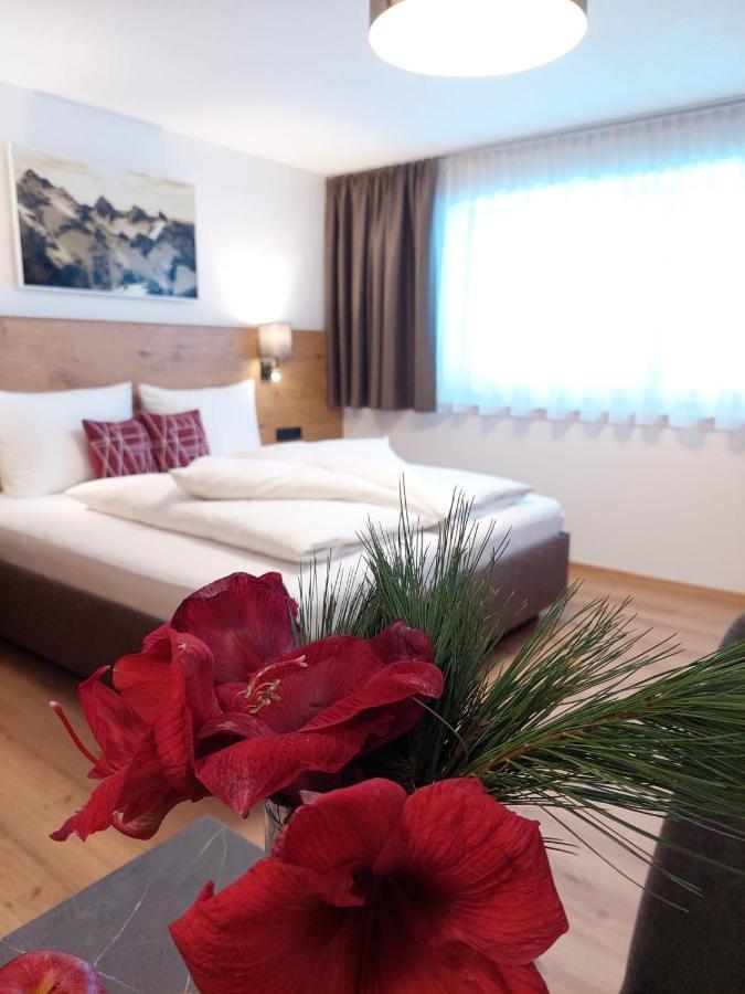 Viktors Apartments St Anton am Arlberg Eksteriør billede